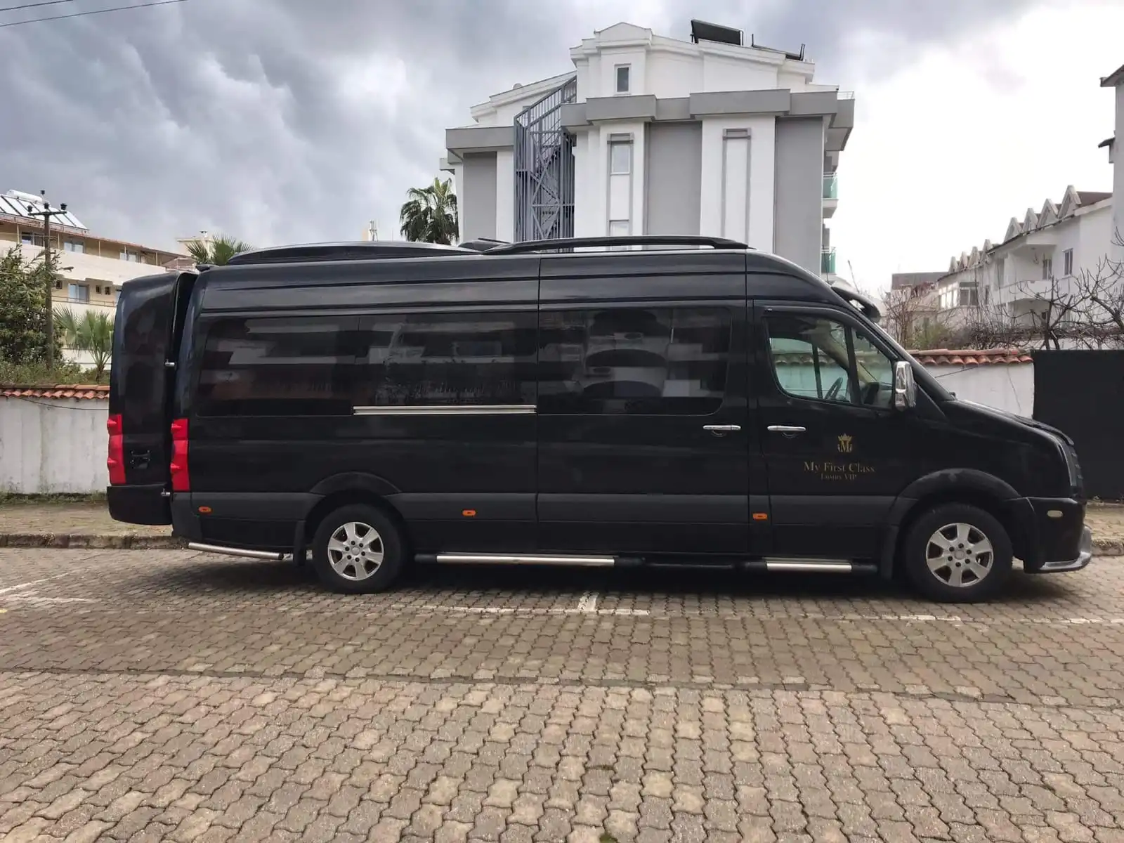 Sprinter 16 seater